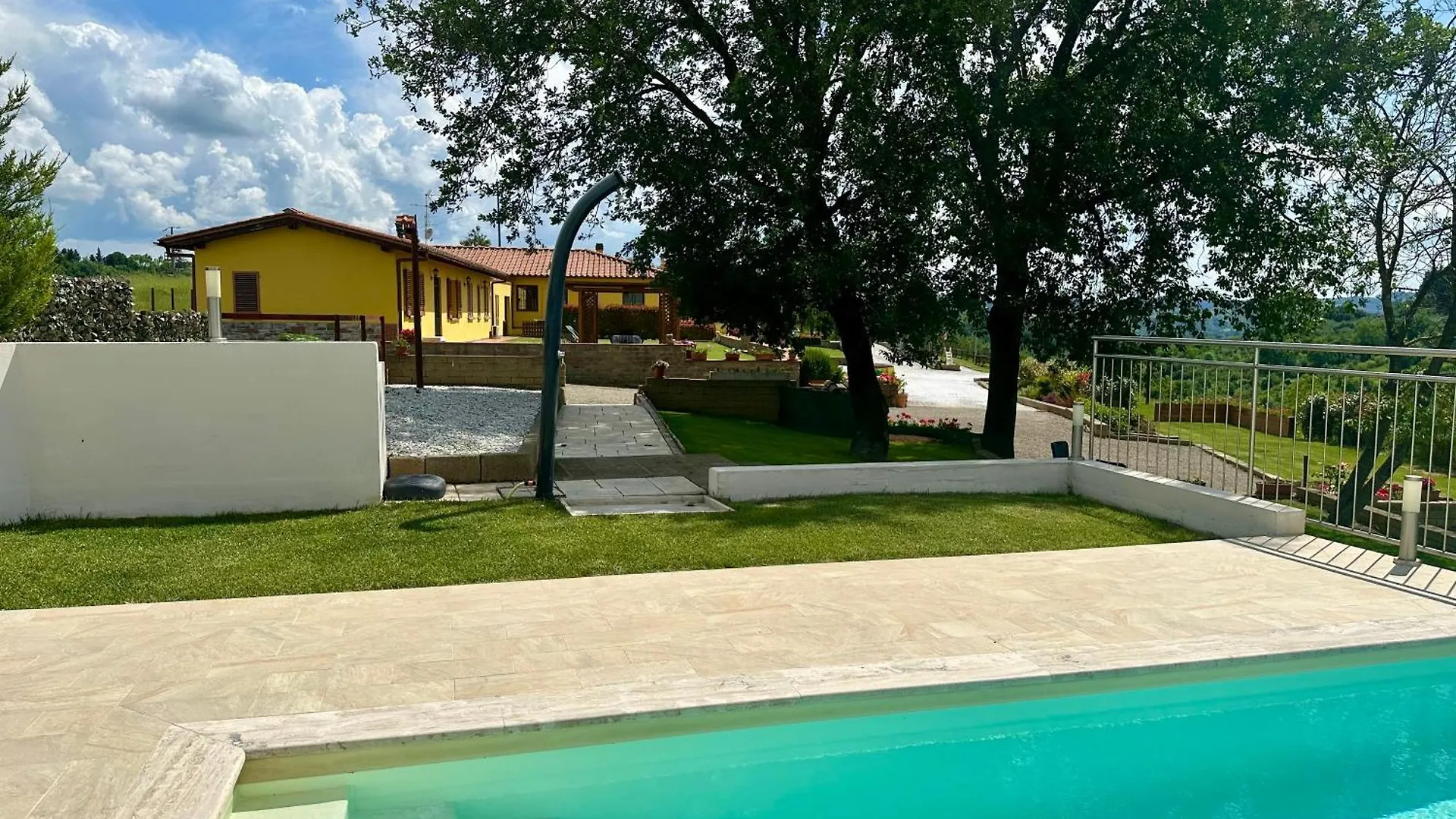 Colle Del Sole Guest House Lastra a Signa Country house
