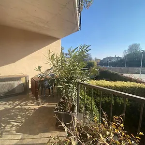 Casa Sandra , Crema Italia